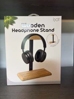 iJoy Wooden Headphone Stand with Sturdy Frame